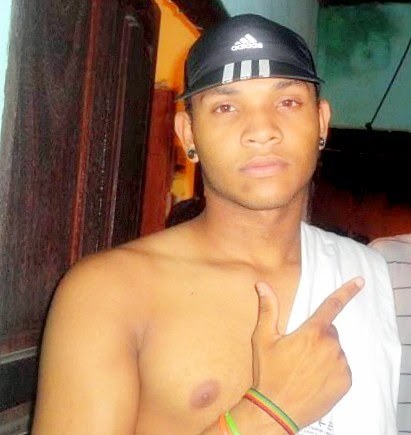 haha, sou um cara mt legal mt divertido e adora uma sacanagem (6) k