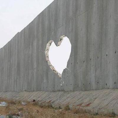 Z_Kh4n's profile picture. 