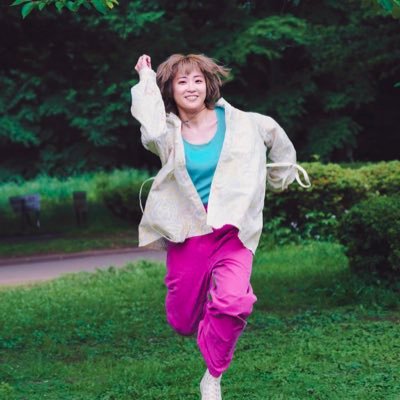 シンガーソングライター。韓国語とフランス語が好きです。relax! the gambler TOUR 2025 開催中!お問い合わせはkissthegambler@gmail.com