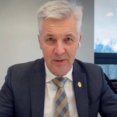 Henry759301's profile picture. 