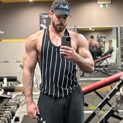 big guy who loves to get naughty my main @olivervipexp https://t.co/nCOmKVUwpk telegram https://t.co/fVJXio0iYC