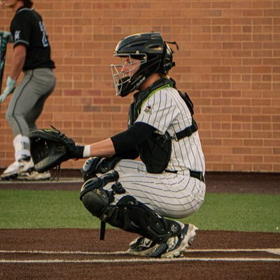 Zander Ballenger Profile