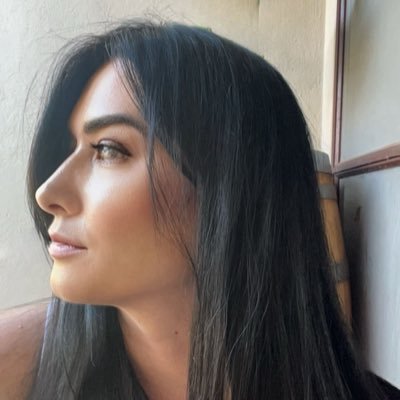 VanWhitebread's profile picture. ♻️Planet Earth♻️