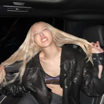 semangkaaamanis's profile picture. 🤷🏻