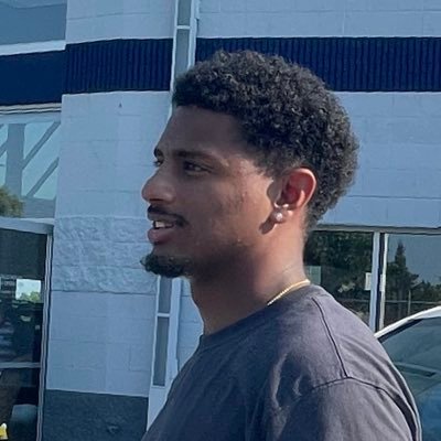 Cursed Timberwolves Fan 2049
researchoooor and ml pm 🇪🇷 fmr: snap, goog