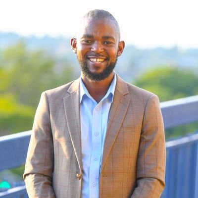 📻📺Sportscaster/Sport Journalist
📧 ntsakome@gmail.com
