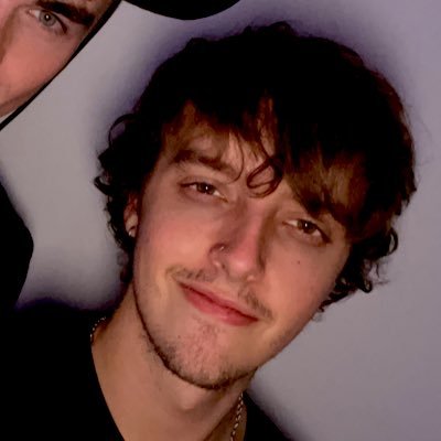 JackCG64's profile picture. somewhat french | a whimsical boy | 🏳️‍🌈 | 24