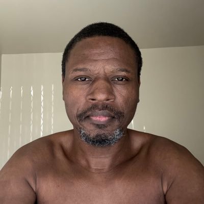 RVannison's profile picture. 
