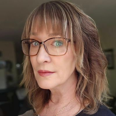 CheriStevensMUA's profile picture. Pro Makeup Artist and Skincare Consultant specializing in the over 40 set.