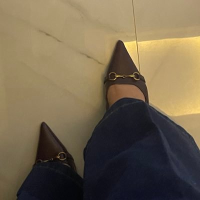 b22_ree's profile picture. 