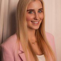 Lorna (@lorna8903) 's Twitter Profile