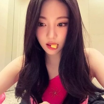 imn0tj4de's profile picture. พี่ยุจ น้องโมะ น้องหนิง น้องพั้น