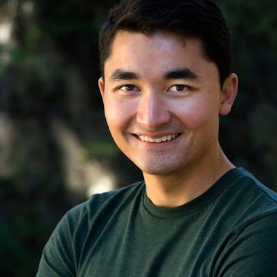 LightParTickles's profile picture. 