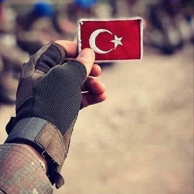 mutlulukdilerim's profile picture. Yeryüzünde böbürlenerek dolaşma. Ne yeri yarabilir ne de dağlarla boy ölçüşebilirsin.
İsrâ, 37