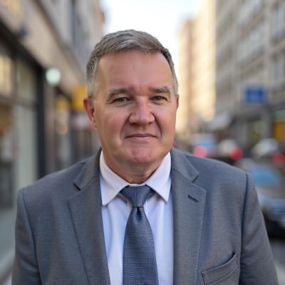 leadfromdayone's profile picture. HR expert, 25+ yrs experience. Author of "Leading From Day One" coming soon. Helping new supervisors transform from contributors to effective leaders.