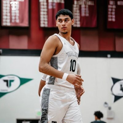 Damian Olvera Profile