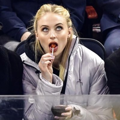 rarebymj's profile picture. 