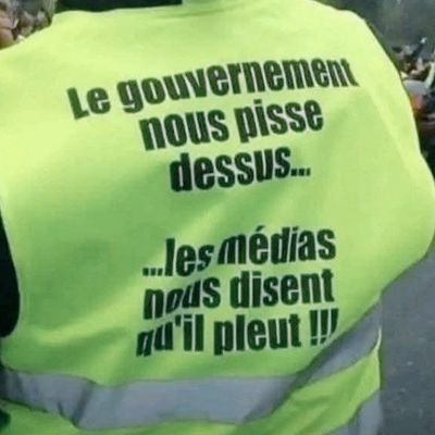 DDH, Mobilisateur Communautaire et passionné de la presse écrite
Correspondant rural du @SouverainLibre et @MtaaniFm.
@luchaRDC member
#StopFakeNews #PaixSocial