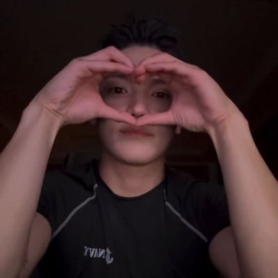 chiechiehaechie's profile picture. NCTZEN 💚
VALS + TYF = JYS 🫶🏻🥰