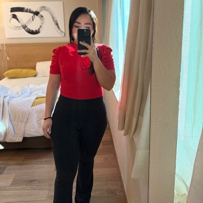 MayAle190393's profile picture. enamórate un chingo de ti ✨