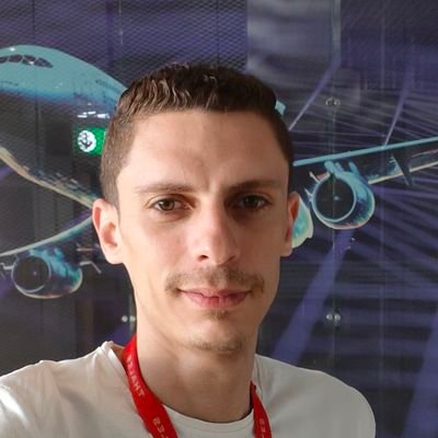 OmaR_VeGa8's profile picture. ابتسم . . 😊                              
ليس بالضرورة فرحاً .. إنما تفاؤلاً بأن الله لن يقدر لك إلا الخير 💙