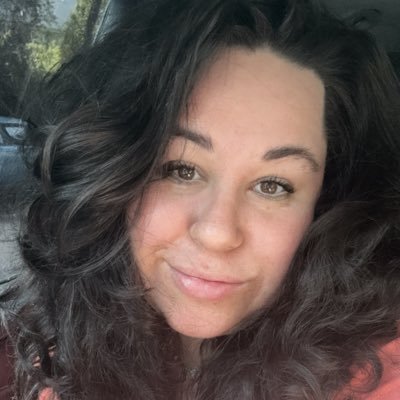 Charrleenee's profile picture. 🤍