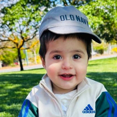 دزدکی از مارگیری مار برد ز ابلهی آن را غنیمت میشمرد