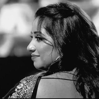 lyricsbyShreya's profile picture. @Shreya_Fanatic 📌
(Back Up Account)