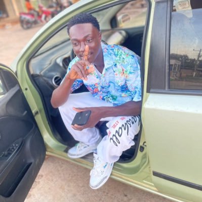 O2Foreigner's profile picture. 