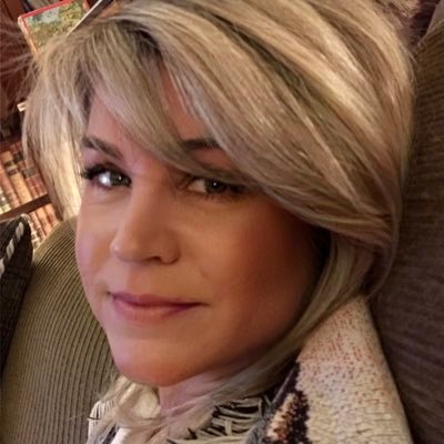 FallingBirchMJ's profile picture. 🇺🇸✌🏼
