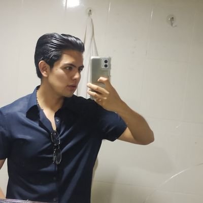 Macedo2Azael's profile picture. in god we Trust