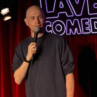 Stand-Up Comic.
Co-Host of @absolutecuts.
YouTube Special & Fringe Tickets out NOW! 🎟️
All you need in Linktree below ⬇️