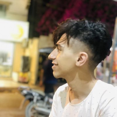 VpyLqcsqws84OZS's profile picture. 