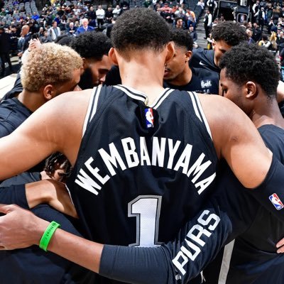 SpursFamilia5x's profile picture. San Antonio Spurs EVERYTHING #PorVida #GoSpursGo