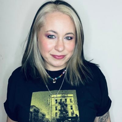 wife. nerd. hellfire. stranger things. joe quinn. joe keery. 🖤💀🎵 🎧🍺🥃🍸☕️ 👽🖤 tattoos. art. traveling. phillies. eagles.