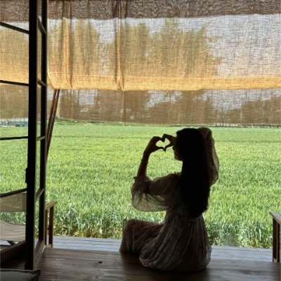 You may say I'm a dreamer, but I'm not the only one. I hope someday you'll join us. And the world will live as one.
#music #coffee #rain #nature #love