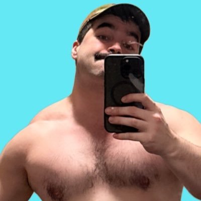 I lift 🏋️ I play video games 🎮 I strim. 👾🎮 我就是一个同性恋 🏳️🌈Taurus ♉️