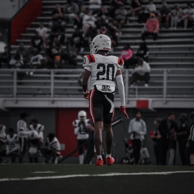 John Ehert HS | C/o 2027 | 5’10 160 |3.5 gpa | contact email @jabrielhoward4@gmail.com |504-300-7779