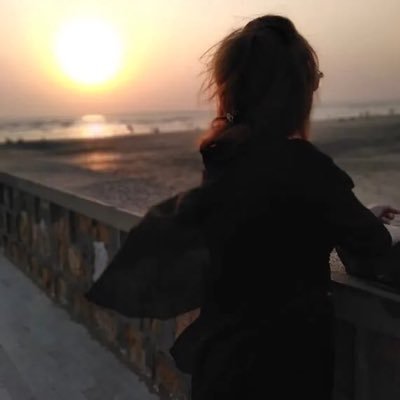 میرے کشمیر تیری غلامی میرا وہ دکھ ہے جو مجھے بوقت نزع بھی محسوس ہو گا 💔 (لوگ بدلتے نہیں بے نقاب ہوتے ہیں)