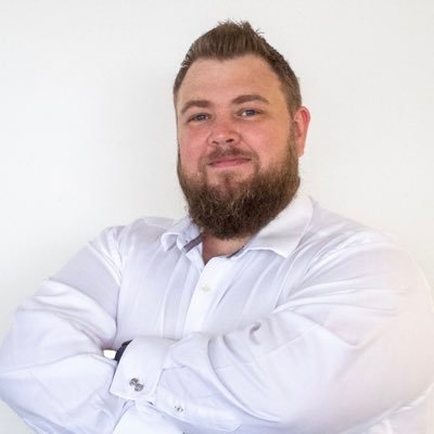 Ran a Ā£10M+ business but running a 1 person show is harder | Now I help creators and founders fix their chaos! Access the chaos audit below!
