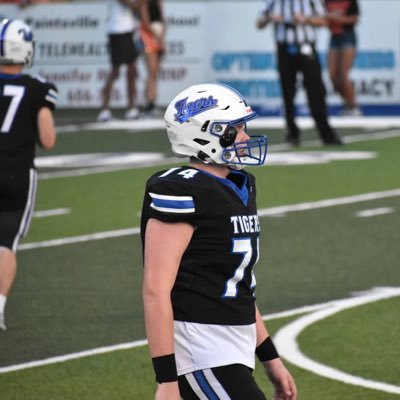 jacksonfarrar9's profile picture. c/o 2026 6’3 260lbs Paintsville High School Football OL/DL