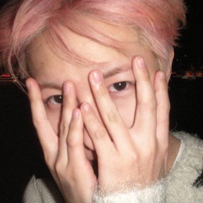 bisexual girly- I love Renjun 😍💕- sinjin drowning and Jenn fan- 22