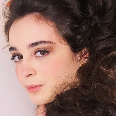 15 years old. Brazilian. Actress, singer and composer.
❤️✨️💞❤️✨️💞❤️✨️💞❤️✨️💞