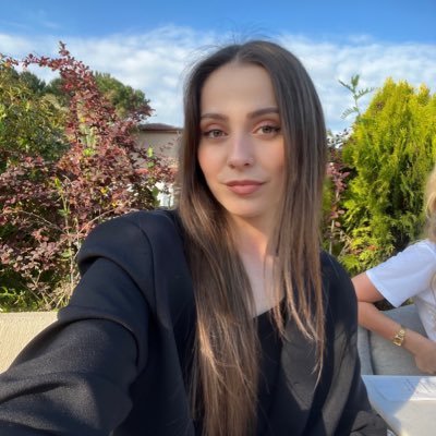 tugceeturkkk's profile picture. 