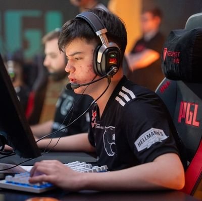 MolodoyOficial's profile picture. MOLODOY FAN CLUB 
MOLODAY 
Player of FURIA