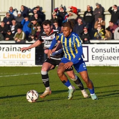 Brown8Forde's profile picture. Christ at the centre †