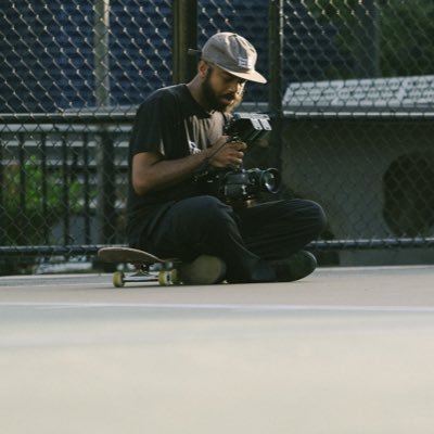 mfloydwork's profile picture. here for a good creative time not a long time. let’s stack clips 🛹📹 my name is Muhammad