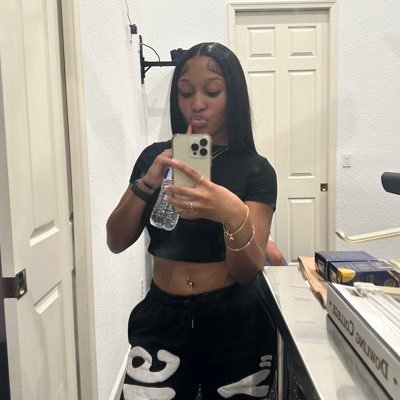 lilsabellee's profile picture. 