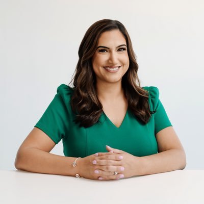 Founder / Owner of First Call Friday. I help lawyers market to other lawyers for case referrals. Wife, mom, sister, and fluent in sarcasm.