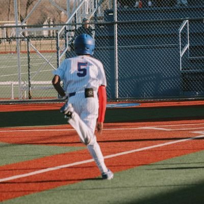 darrius_garza's profile picture. |C/O 2027| 3.3 gpa Lf Cf PDHS